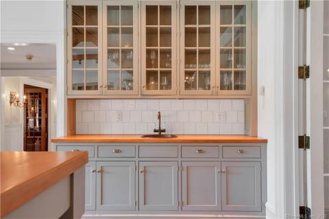 Butler's Pantry Butler's Pantry