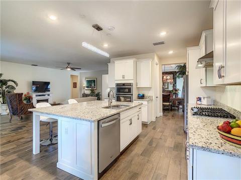 Gas cooktop and double ovens