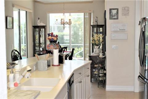 Solid surface countertops with integrated sink