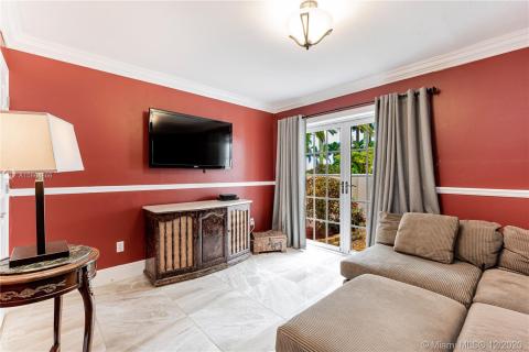 2nd bedroom/TV room
