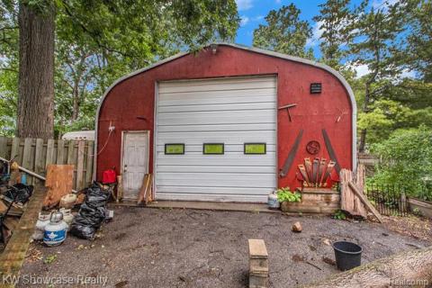 View of outdoor structure