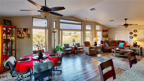 Family-room-view2