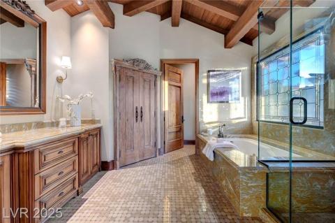 Casita Bathroom Private Shower