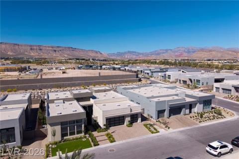 Toll Brother home in Ascension - Cliffside Mid Century Modern Model Toll Brother home in Ascension - Cliffside Mid Century Modern Model