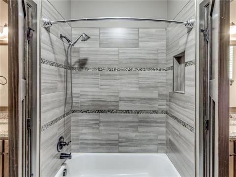 GUEST BATH SHOWER