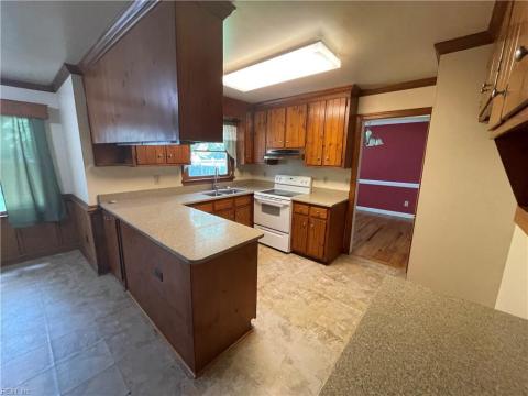 Large den, new ceiling fan