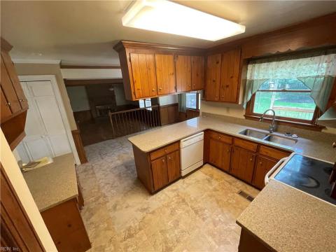 Large den, new ceiling fan